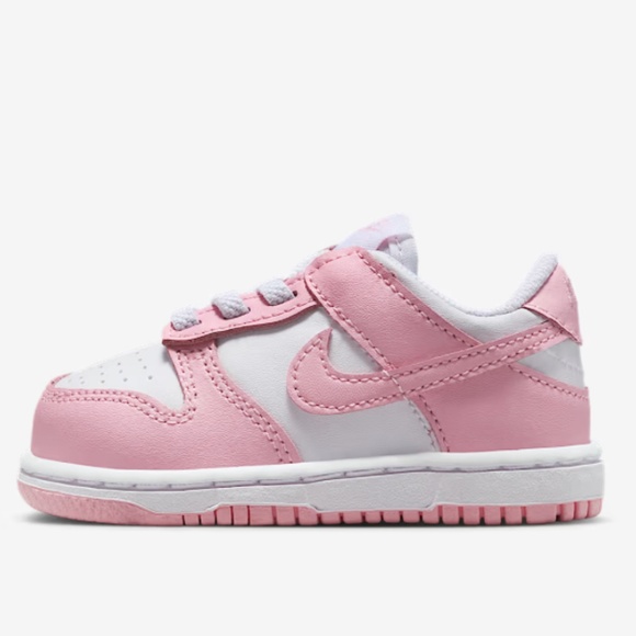 NIKE DUNK LOW 🎀 BABY SOFT PINK - Picture 1 of 13